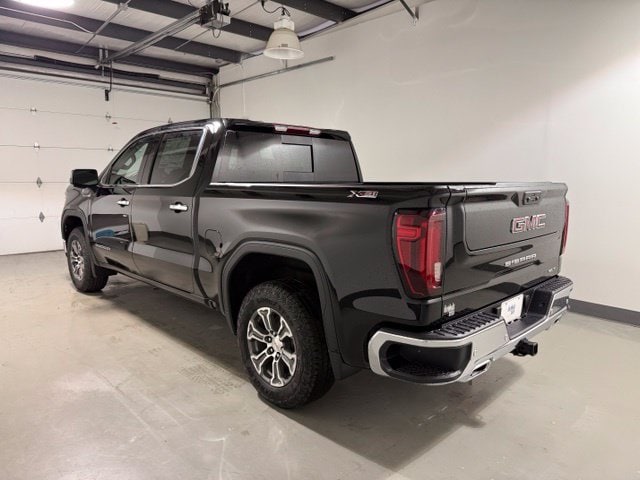 2026 GMC Sierra 1500 SLT - Photo 5