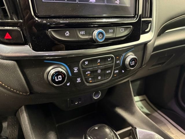 2020 Chevrolet Traverse 1LT - Photo 21