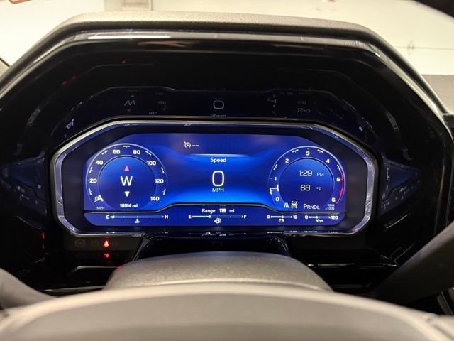 2025 Chevrolet Silverado 3500HD LT - Photo 14