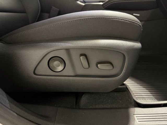 2027 GMC Terrain Denali - Photo 32