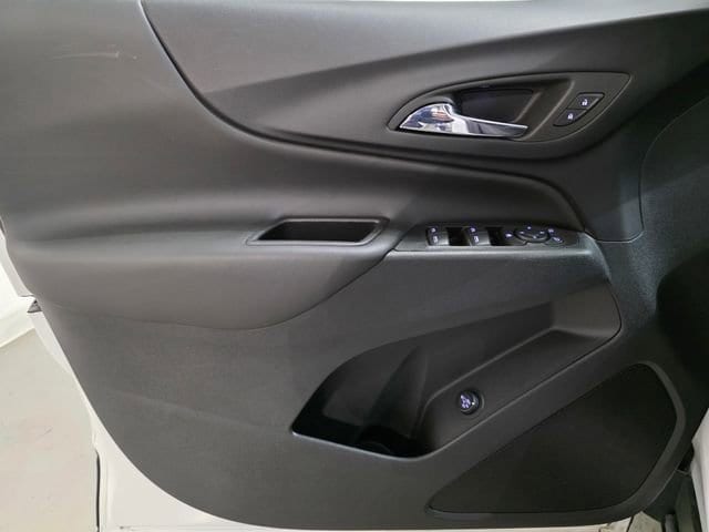 2022 Chevrolet Equinox LT - Photo 11