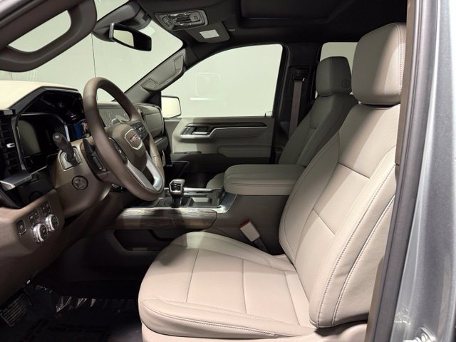 2026 GMC Sierra 1500 SLT - Photo 13