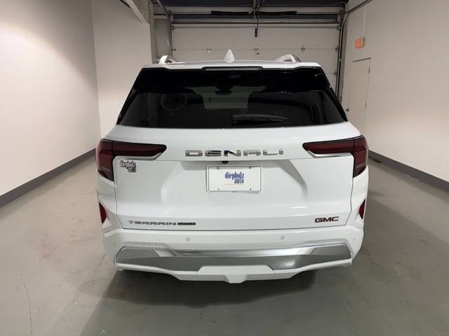 2027 GMC Terrain Denali - Photo 6