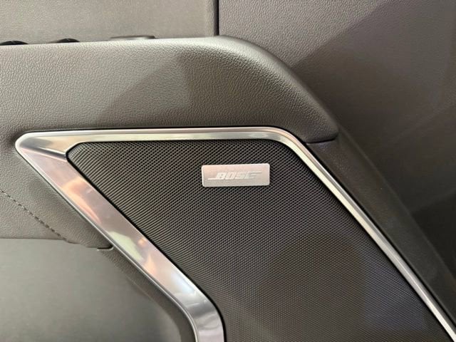 2023 GMC Sierra 1500 SLT - Photo 12