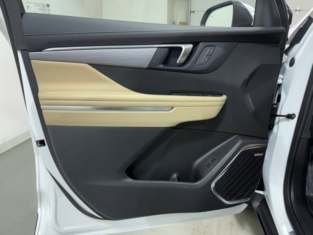 2026 Buick Enclave Preferred - Photo 11