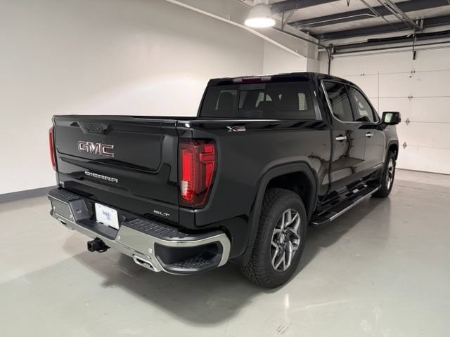 2026 GMC Sierra 1500 SLT - Photo 7