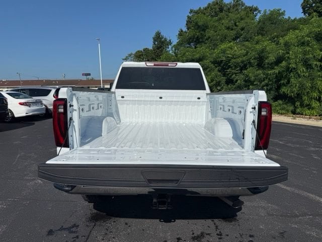 2026 GMC Sierra 2500HD SLT - Photo 8