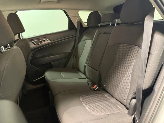 2023 Kia Sportage LX - Photo 22