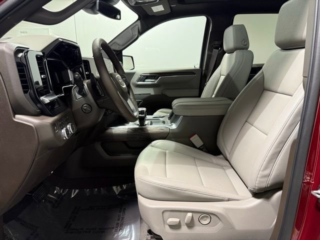 2026 GMC Sierra 1500 SLT - Photo 14