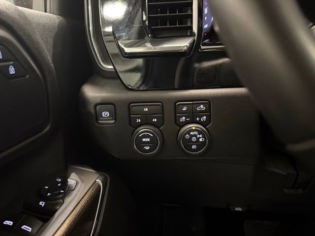 2025 Chevrolet Silverado 3500HD LT - Photo 16