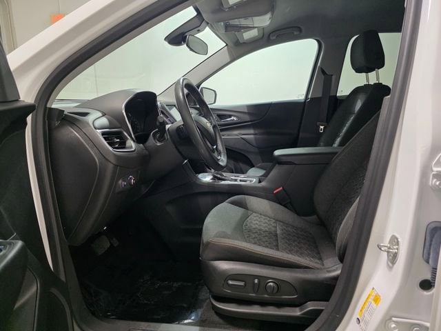 2022 Chevrolet Equinox LT - Photo 13