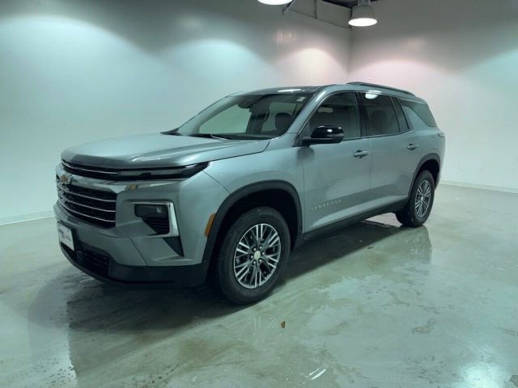 Certified 2025 Chevrolet Traverse LT SUV