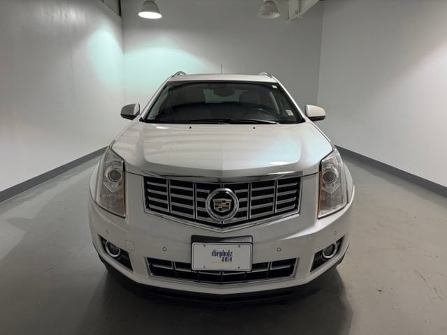 Used 2015 Cadillac SRX Premium Collection with VIN 3GYFNGE31FS565604 for sale in Charleston, IL
