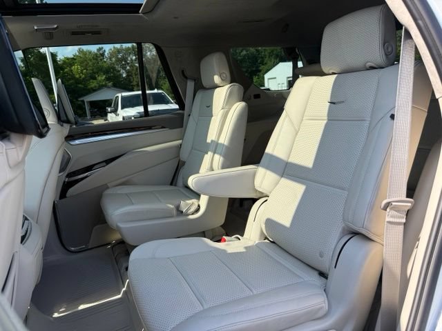 2026 Cadillac Escalade Platinum Luxury - Photo 9