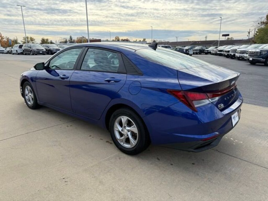 Used 2021 Hyundai Elantra SE