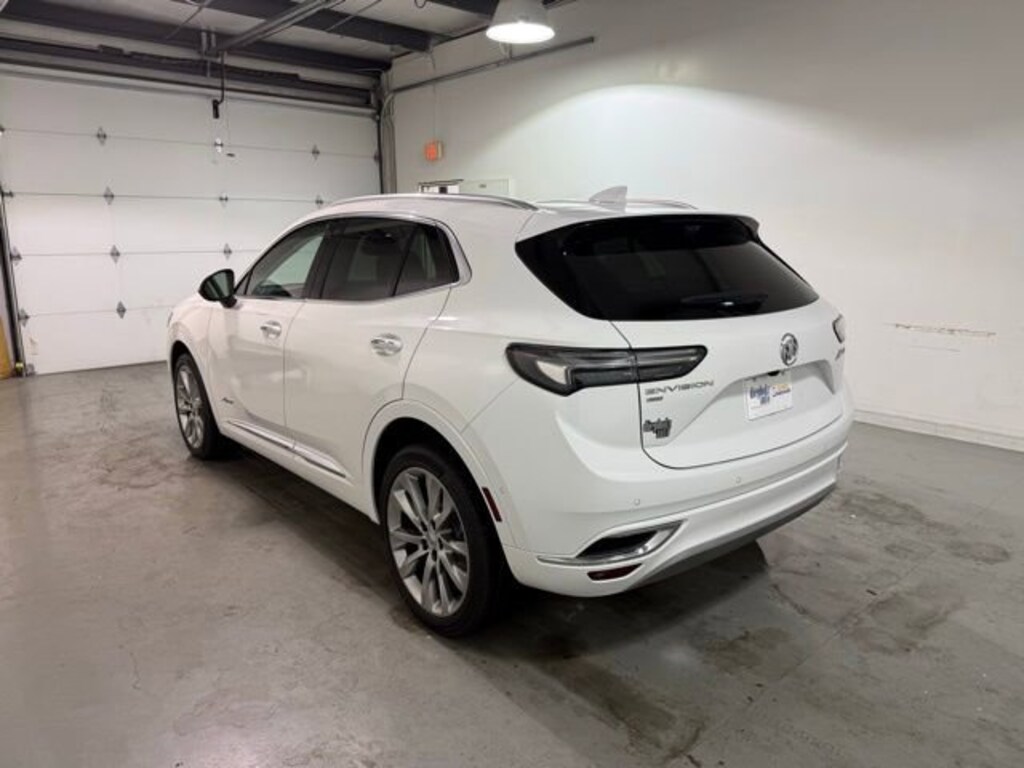 Certified 2022 Buick Envision Avenir SUV