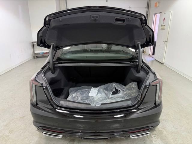 2026 Cadillac CT5 Sport - Photo 7
