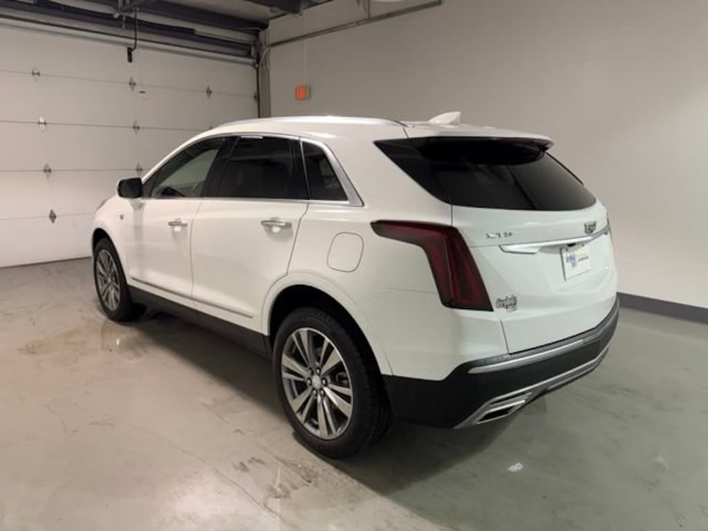 Used 2025 CADILLAC XT5 Premium Luxury SUV