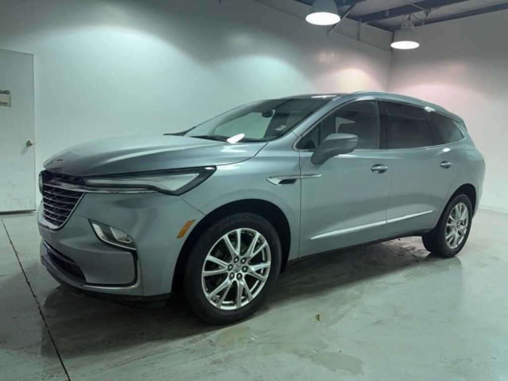 Certified 2024 Buick Enclave Essence SUV