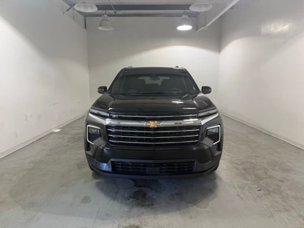 Certified 2025 Chevrolet Traverse LT SUV