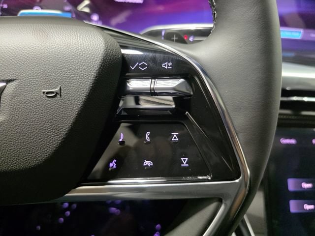 2026 Cadillac Escalade Sport - Photo 19