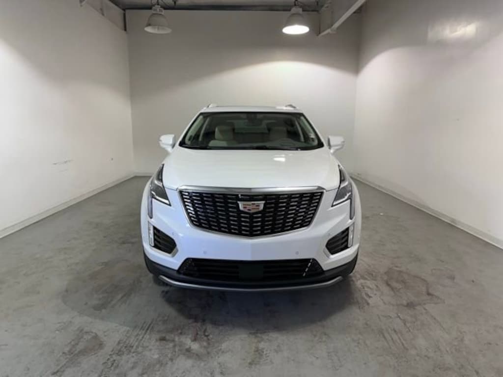 New 2025 CADILLAC XT5 Premium Luxury SUV