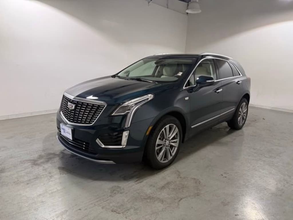 Used 2025 CADILLAC XT5 Premium Luxury SUV