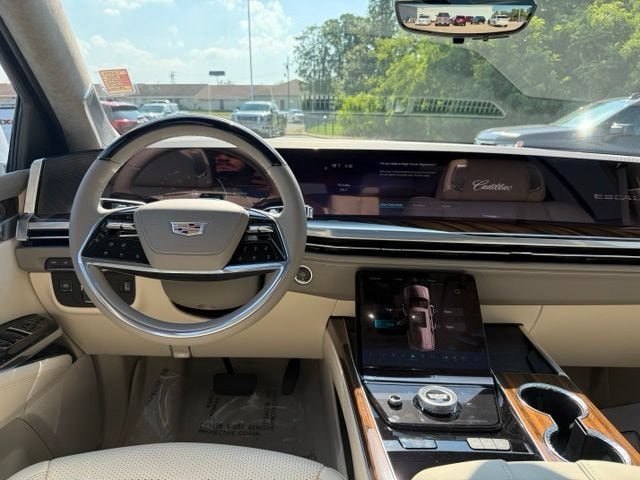 2026 Cadillac Escalade Platinum Luxury - Photo 7