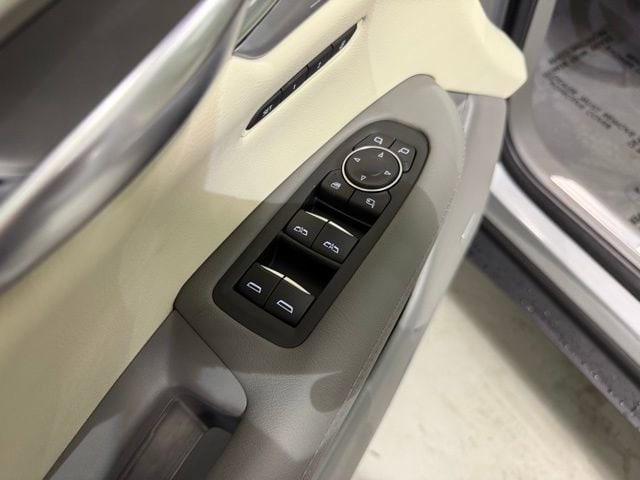 2026 Cadillac XT5 Premium Luxury - Photo 12