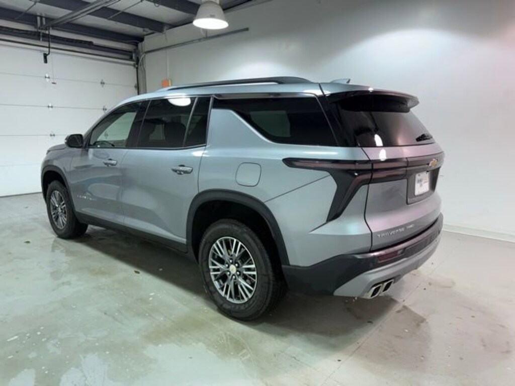 Certified 2025 Chevrolet Traverse LT SUV