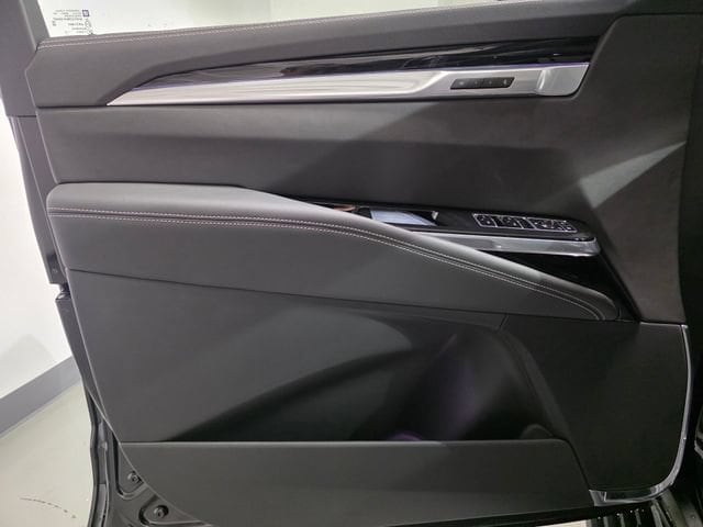 2026 Cadillac Escalade Sport - Photo 11