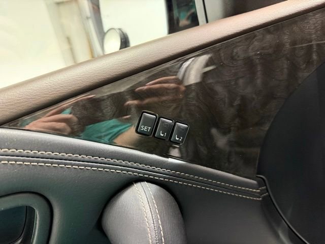 2023 Nissan Armada Platinum - Photo 13