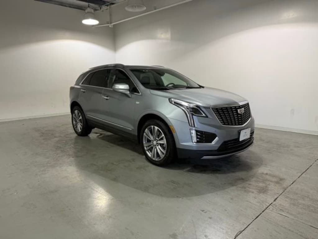 Used 2025 CADILLAC XT5 Premium Luxury SUV