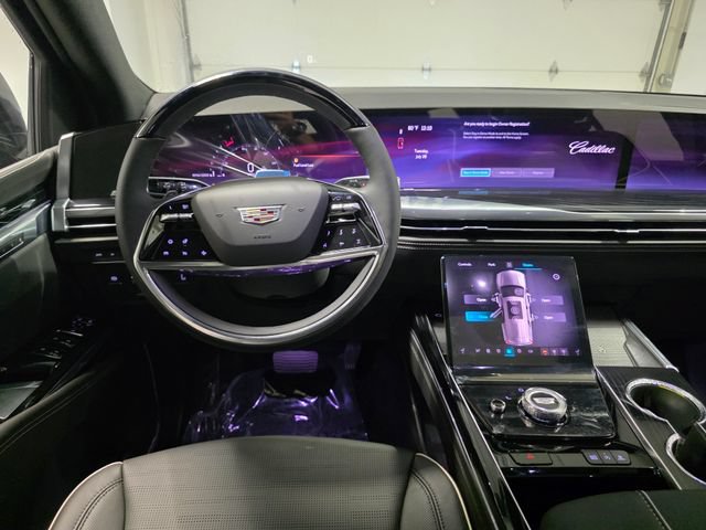 2026 Cadillac Escalade Sport - Photo 16