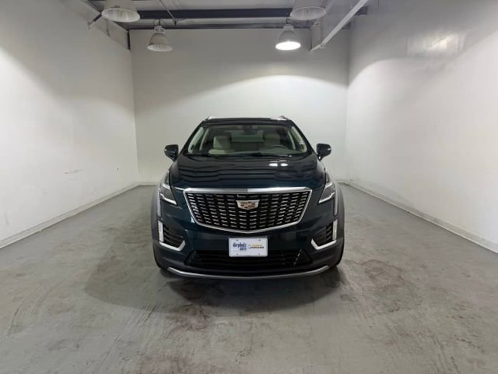 Used 2025 CADILLAC XT5 Premium Luxury SUV