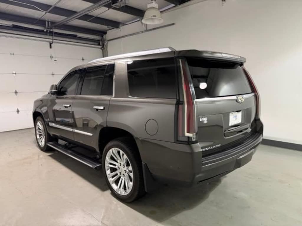 Used 2020 CADILLAC Escalade Premium Luxury SUV