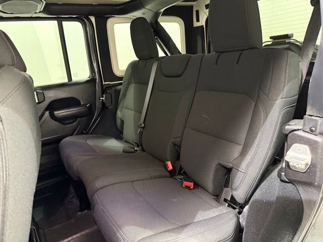 2022 Jeep Wrangler Unlimited Altitude - Photo 25