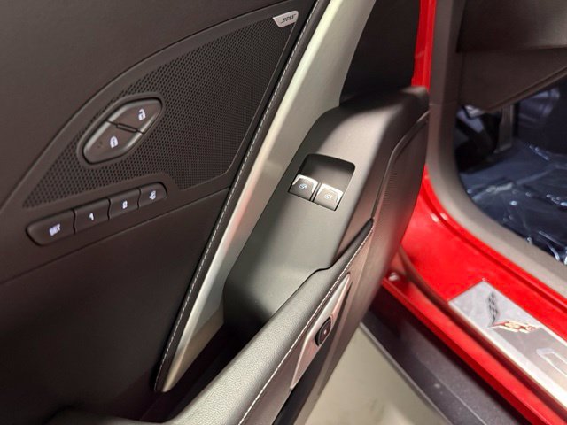 2018 Chevrolet Corvette 2LT - Photo 11