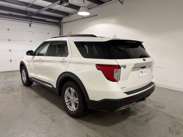 2021 Ford Explorer XLT photo 4