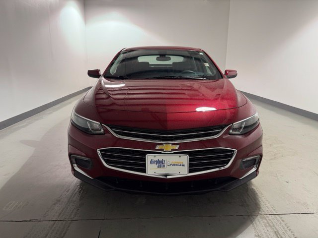 Used 2016 Chevrolet Malibu 1LT with VIN 1G1ZE5ST6GF181666 for sale in Charleston, IL