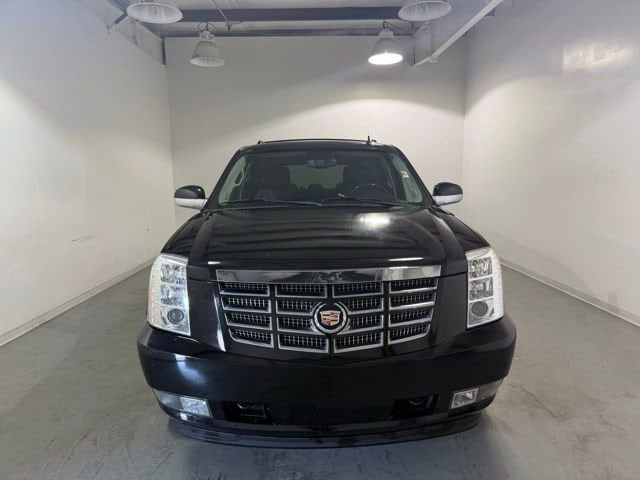 Used 2014 Cadillac Escalade Luxury with VIN 1GYS4BEF3ER237181 for sale in Charleston, IL