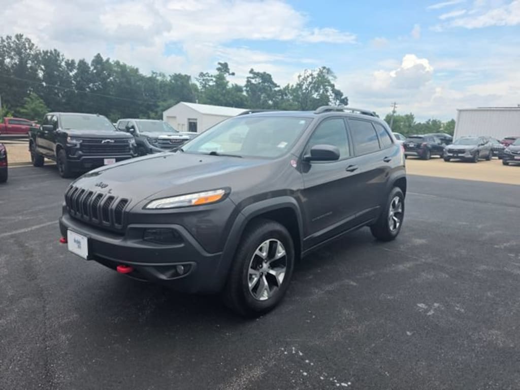 Used 2018 Jeep Cherokee Trailhawk 4x4 SUV