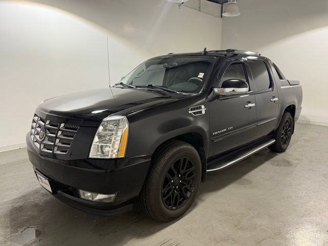 2013 Cadillac Escalade EXT Luxury photo 3