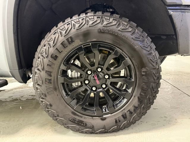 2023 GMC Sierra 1500 AT4X - Photo 32