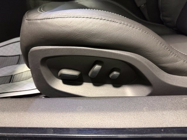 2016 Chevrolet Corvette 3LT - Photo 13