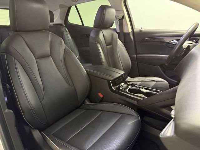 2021 Buick Envision Essence - Photo 31