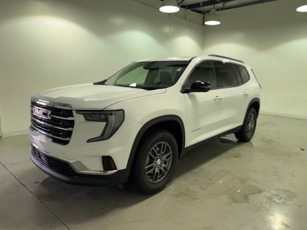 Used 2025 GMC Acadia Elevation SUV
