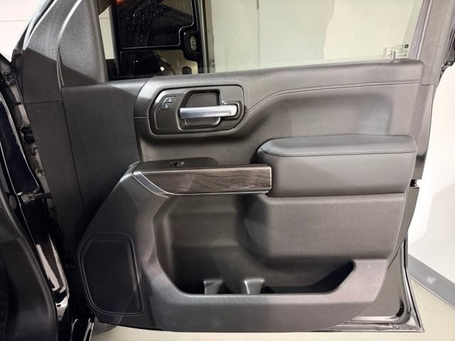 2020 Chevrolet Silverado 2500HD LTZ - Photo 25