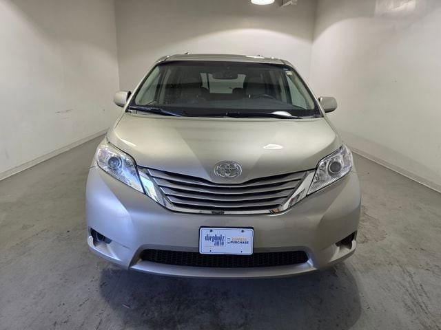 Used 2015 Toyota Sienna LE with VIN 5TDKK3DC9FS598846 for sale in Charleston, IL
