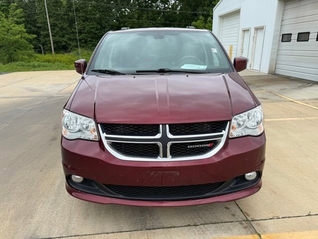 Used 2019 Dodge Grand Caravan SXT with VIN 2C4RDGCG0KR692671 for sale in Charleston, IL